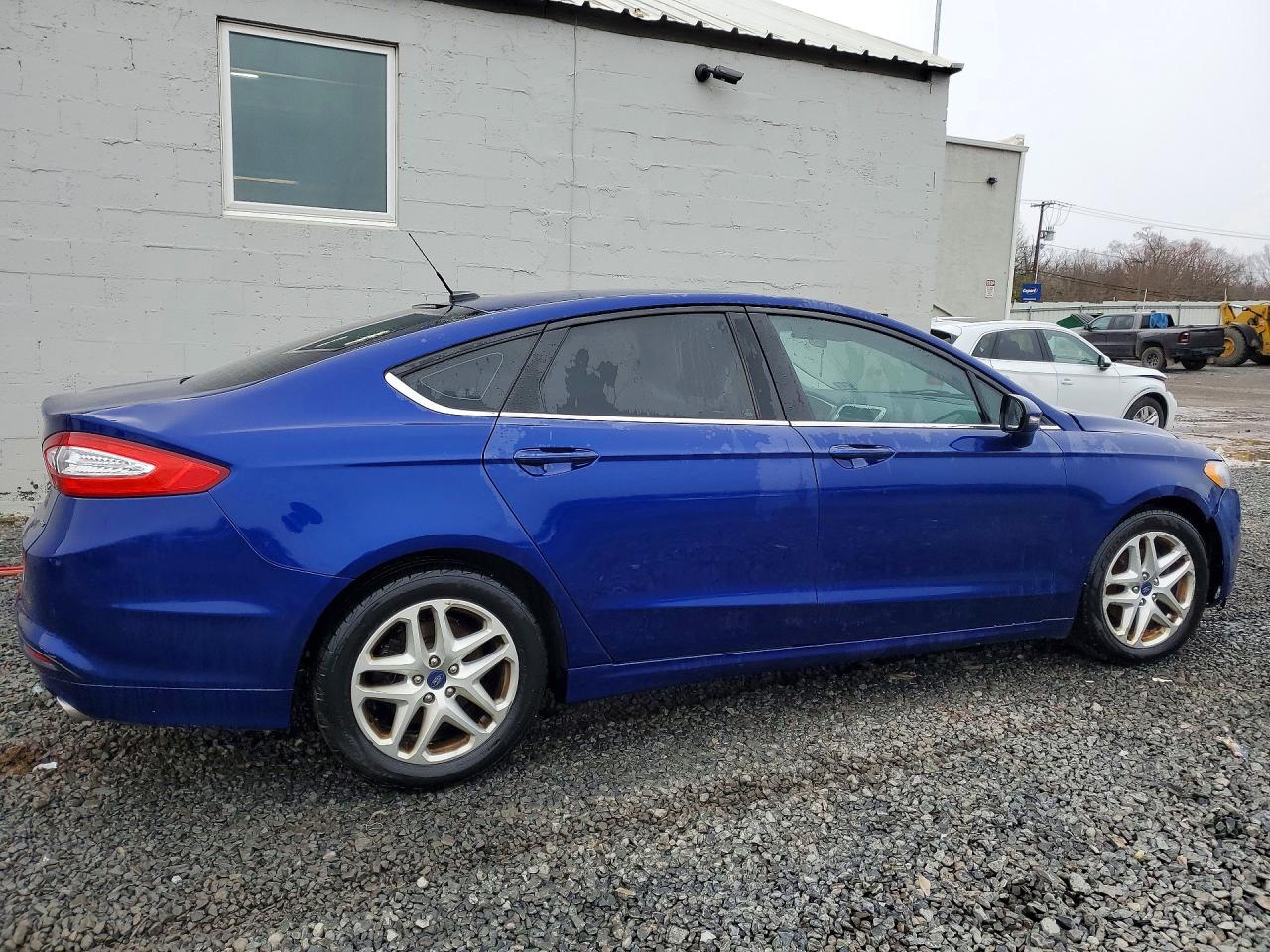 2016 FORD FUSION SE photo 5