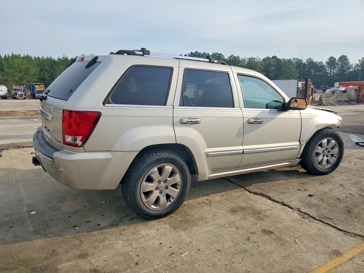 2009 JEEP GRAND CHEROKEE OVERLAND photo 5