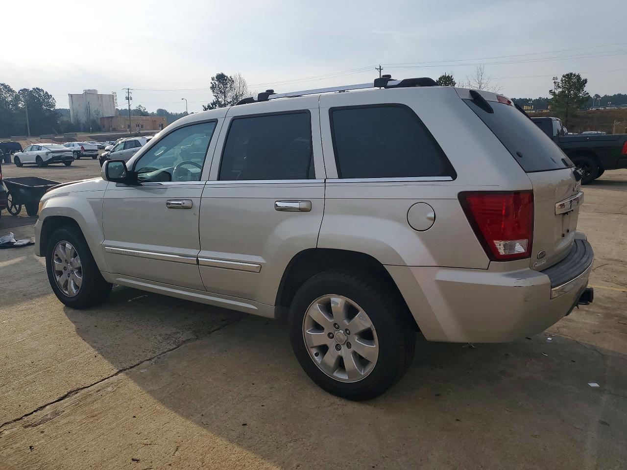 2009 JEEP GRAND CHEROKEE OVERLAND photo 3