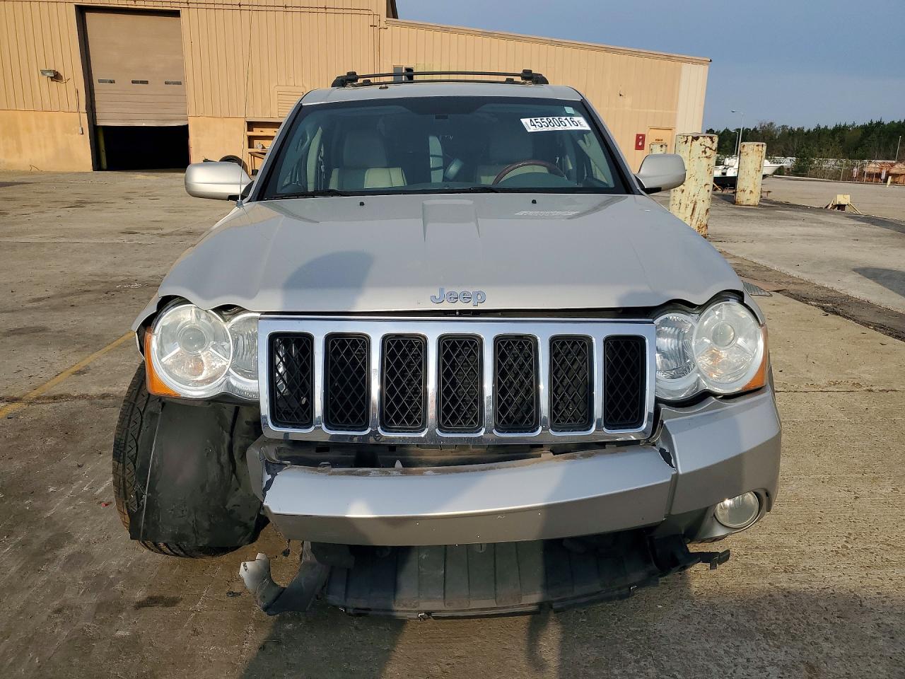 2009 JEEP GRAND CHEROKEE OVERLAND photo 9