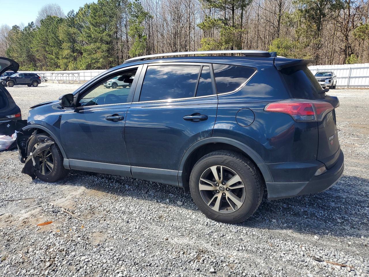 2018 TOYOTA RAV4 XLE photo 3