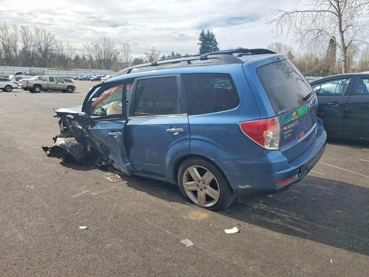 2010 SUBARU FORESTER 2.5X PREMIUM photo 3