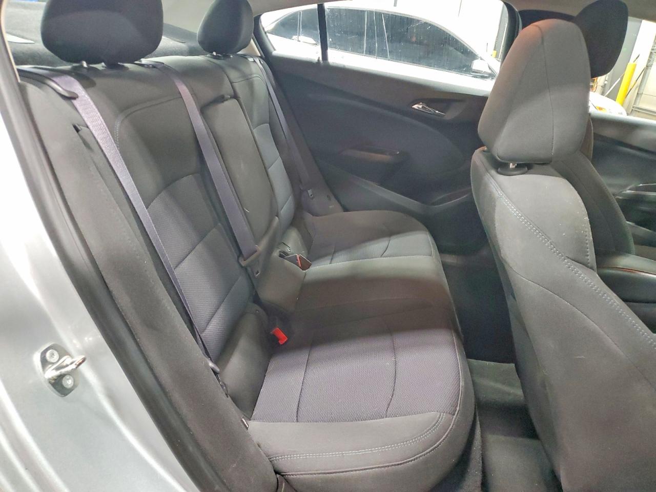 2017 CHEVROLET CRUZE LT photo 19