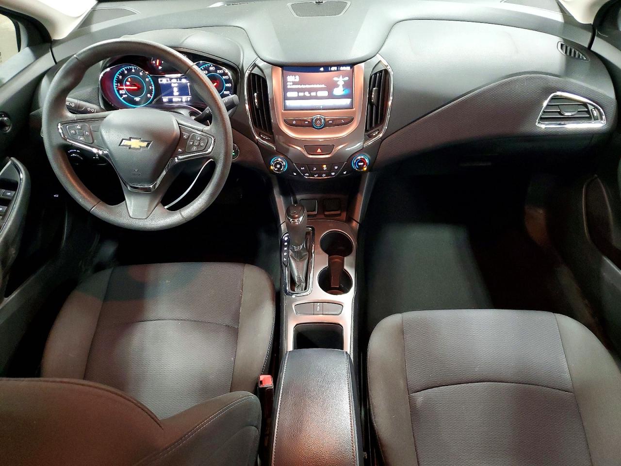 2017 CHEVROLET CRUZE LT photo 15