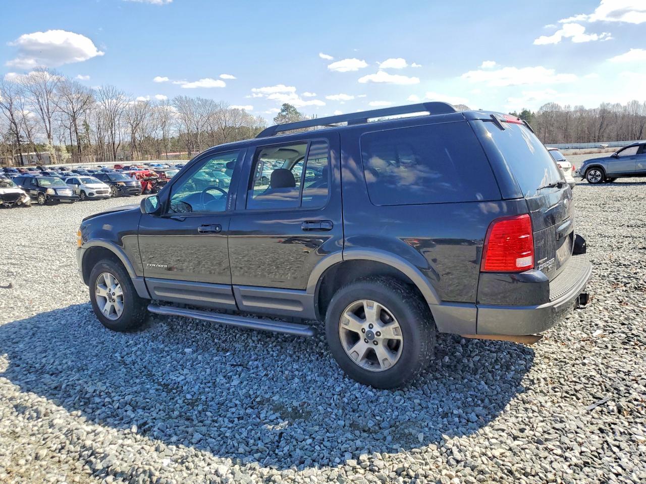 2005 FORD EXPLORER XLT photo 2
