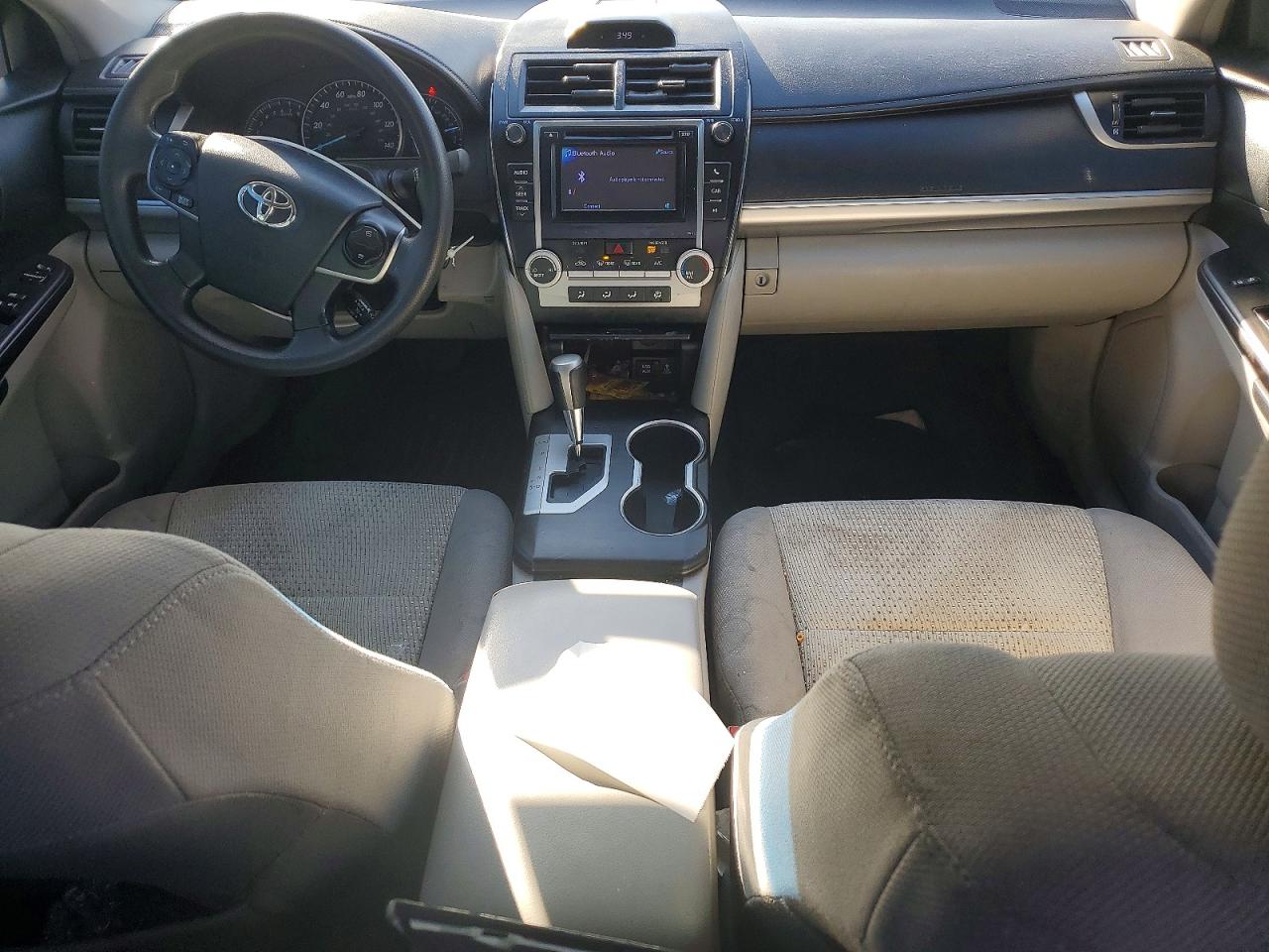 2012 TOYOTA CAMRY LE photo 15