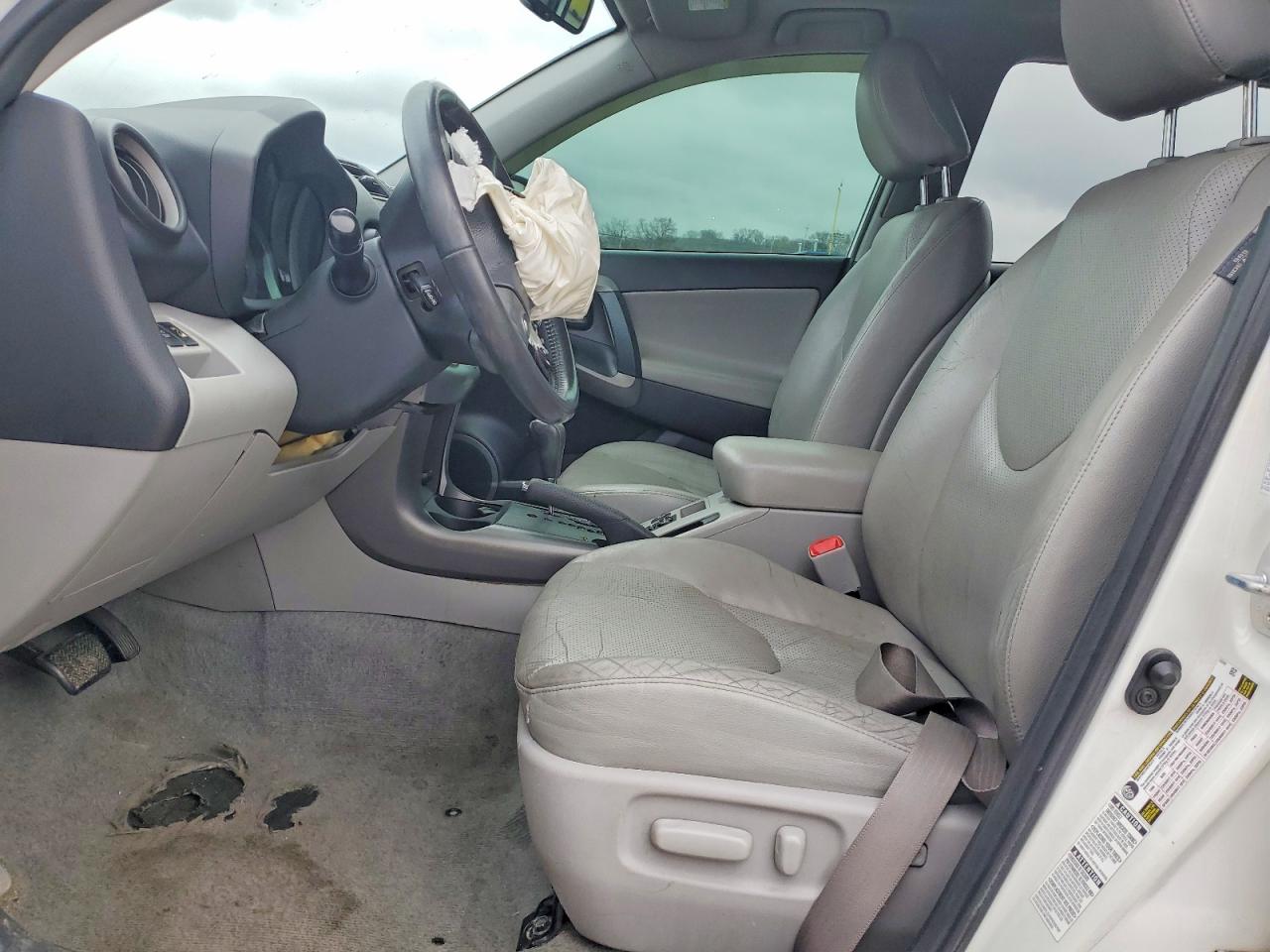 2010 TOYOTA RAV4 LIMITED photo 7
