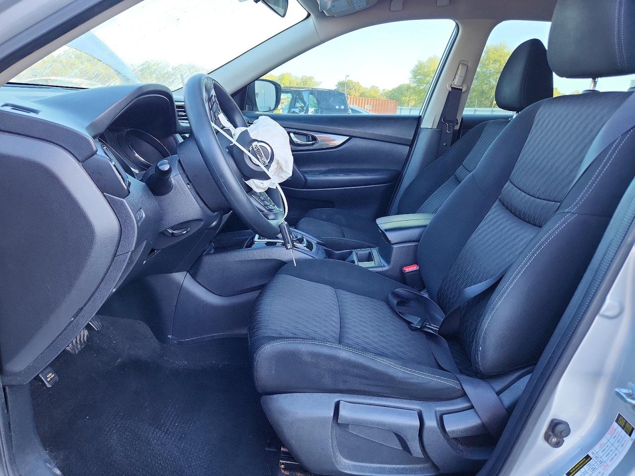 2017 NISSAN ROGUE S photo 7