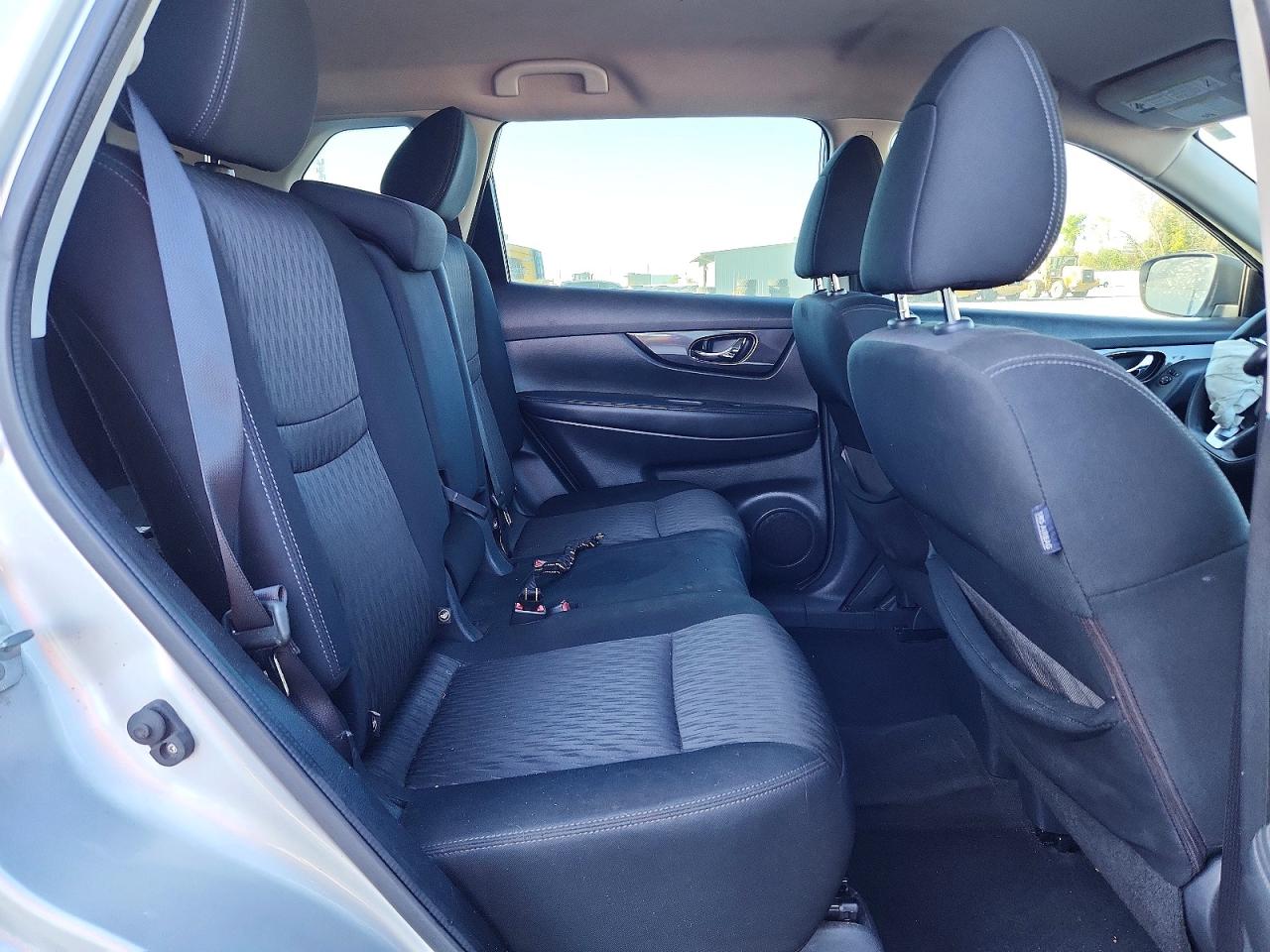 2017 NISSAN ROGUE S photo 11