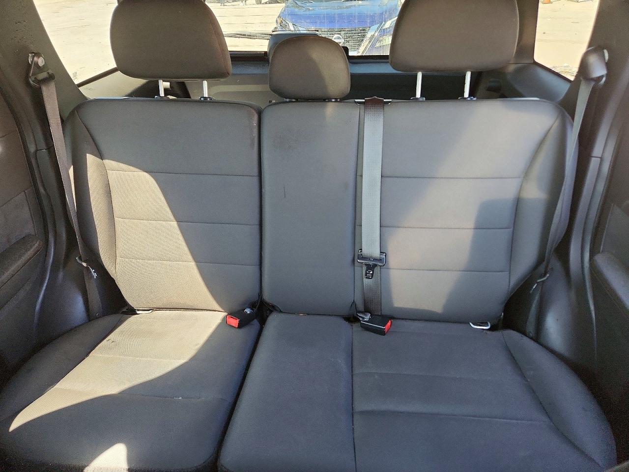 2011 FORD ESCAPE XLT photo 10