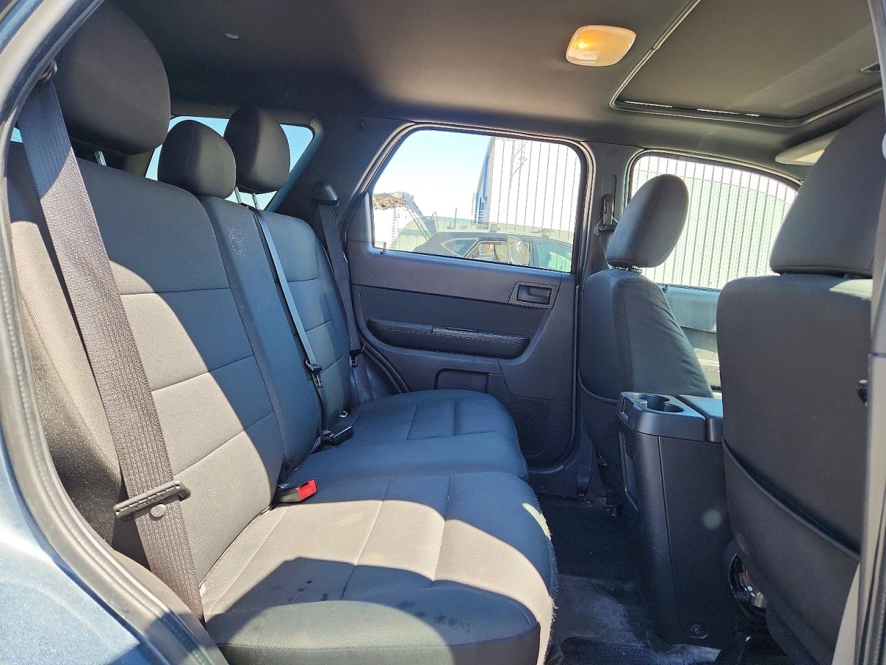2011 FORD ESCAPE XLT photo 11