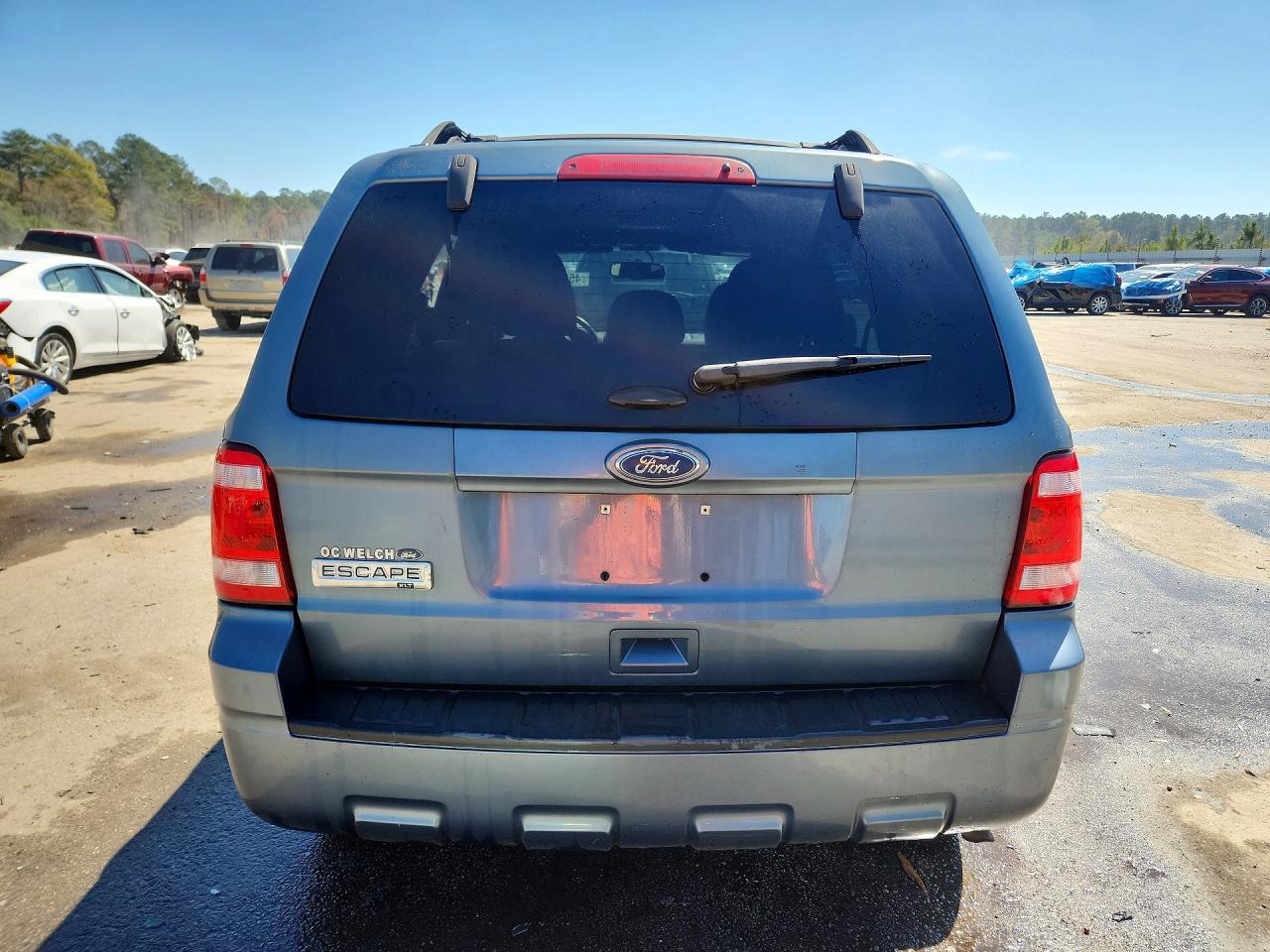 2011 FORD ESCAPE XLT photo 6