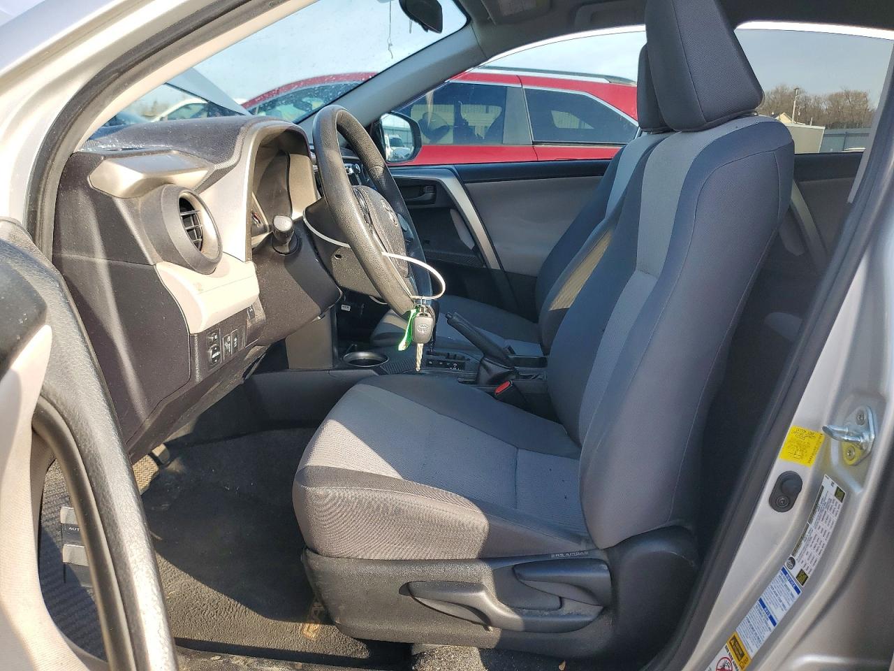 2014 TOYOTA RAV4 LE photo 13