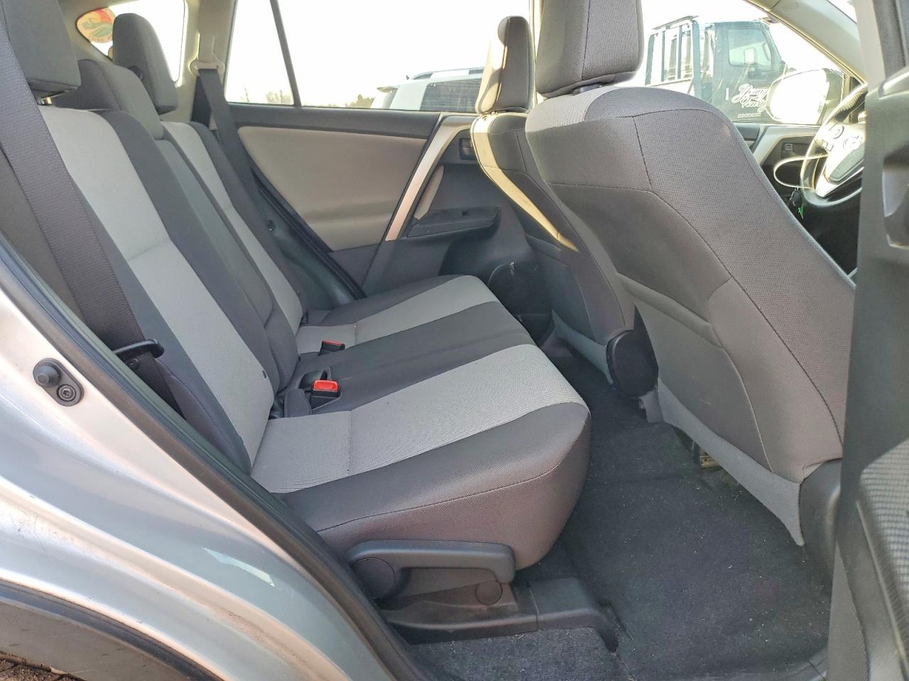 2014 TOYOTA RAV4 LE photo 19