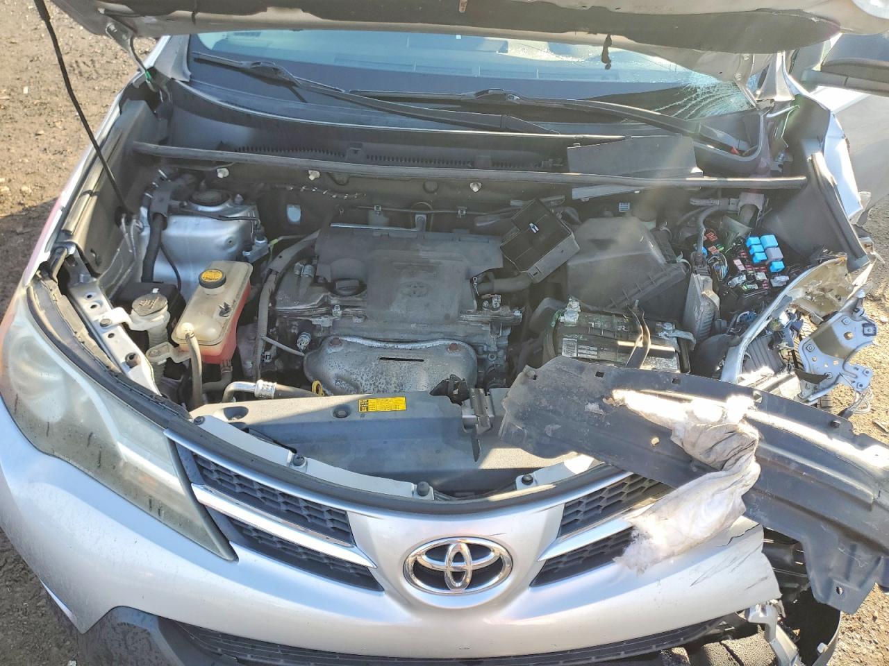 2014 TOYOTA RAV4 LE photo 21