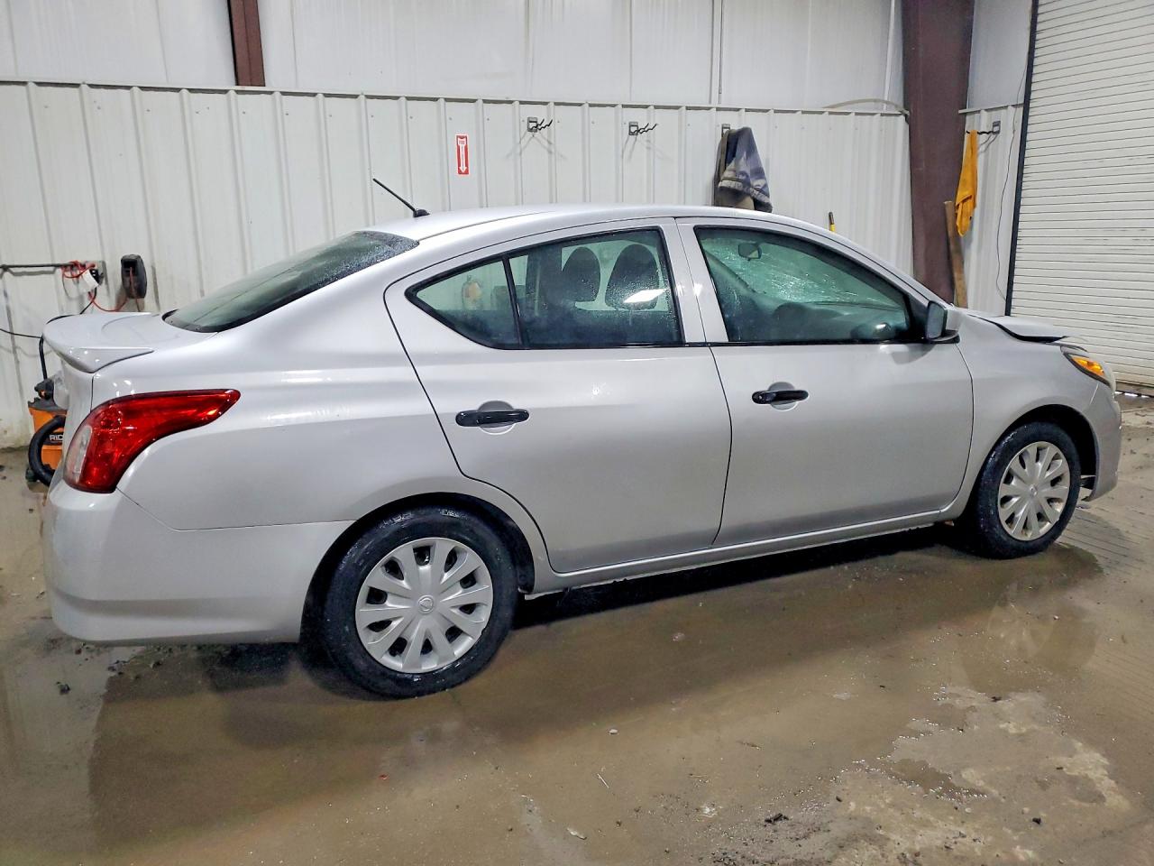 2019 NISSAN VERSA S PLUS photo 5