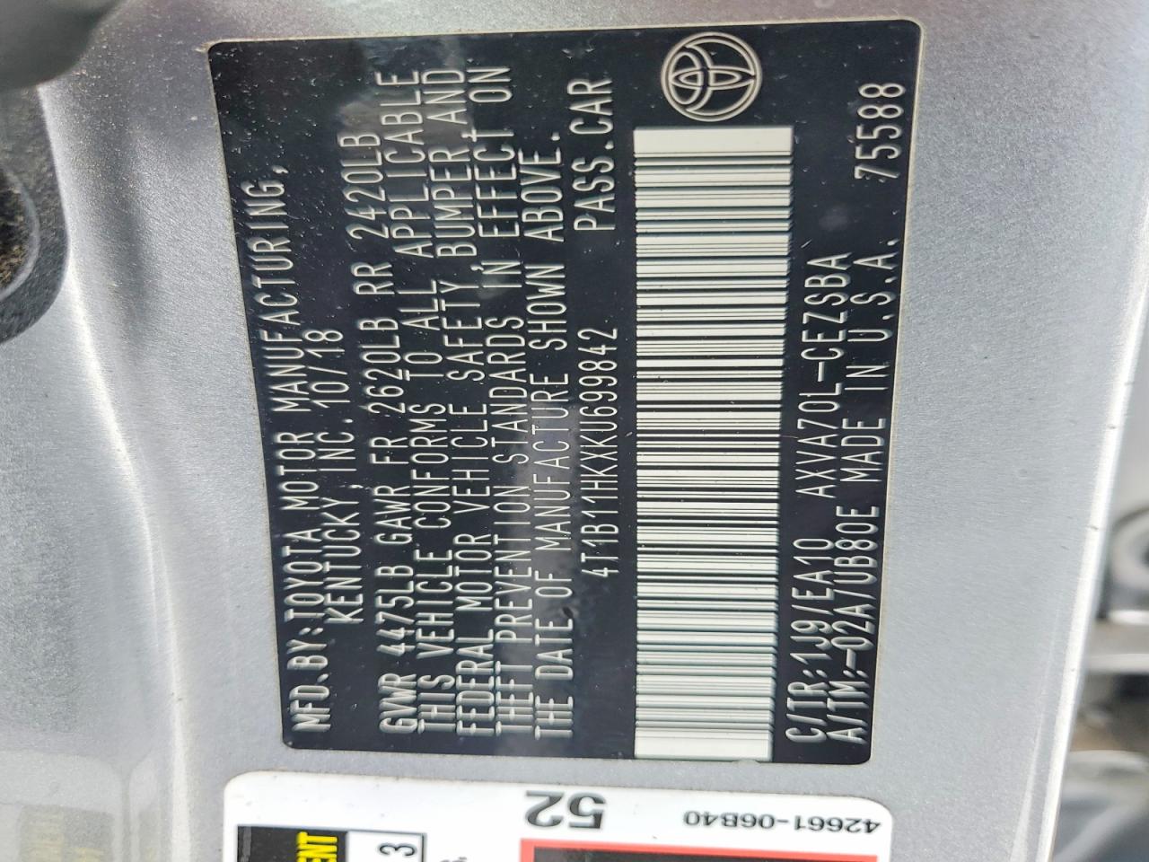 2019 TOYOTA CAMRY SE photo 12
