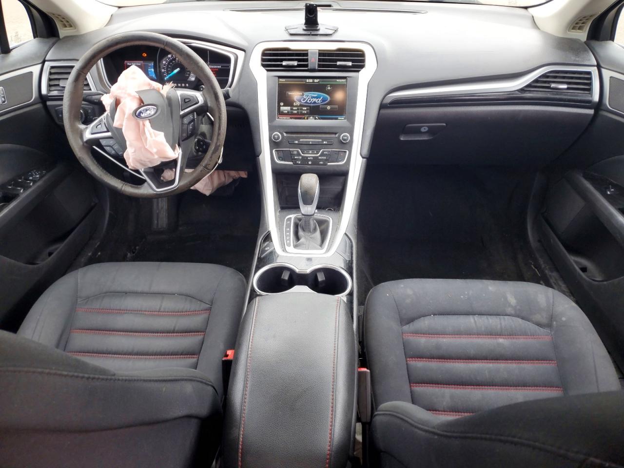 2016 FORD FUSION SE photo 22