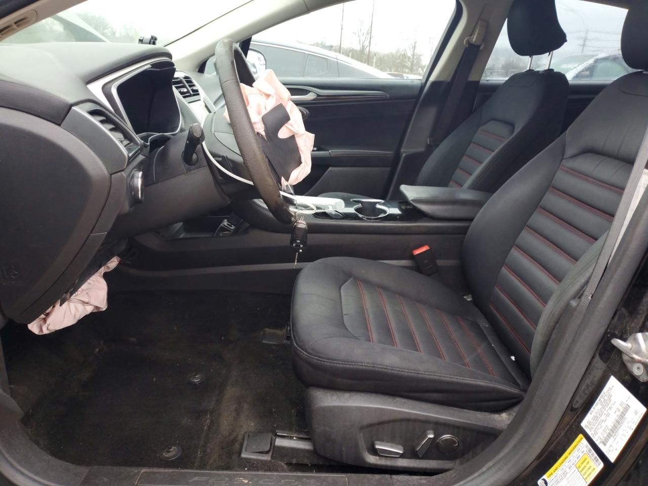 2016 FORD FUSION SE photo 19