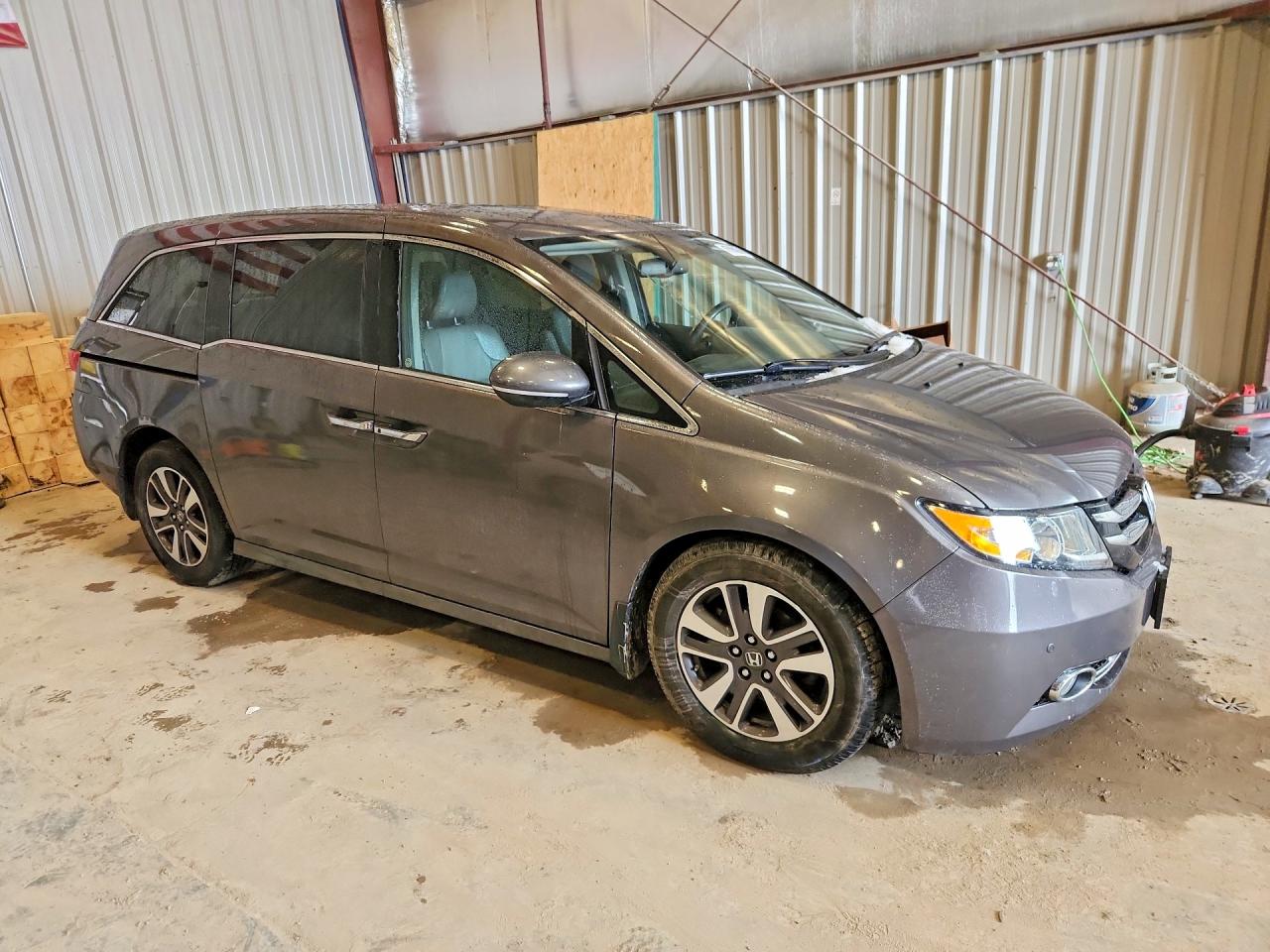 2016 HONDA ODYSSEY TOURING photo 4