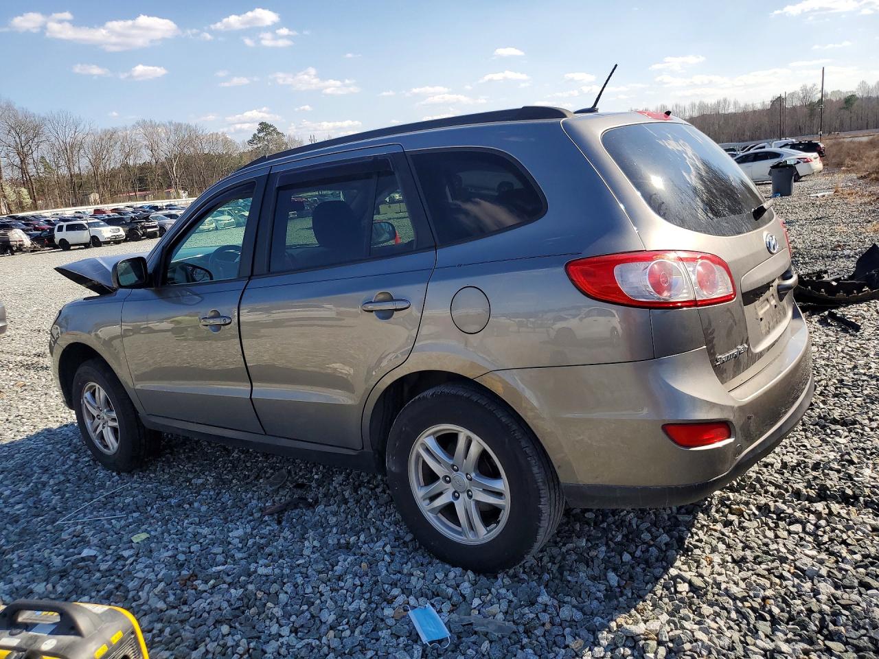 2012 HYUNDAI SANTA FE GLS photo 4