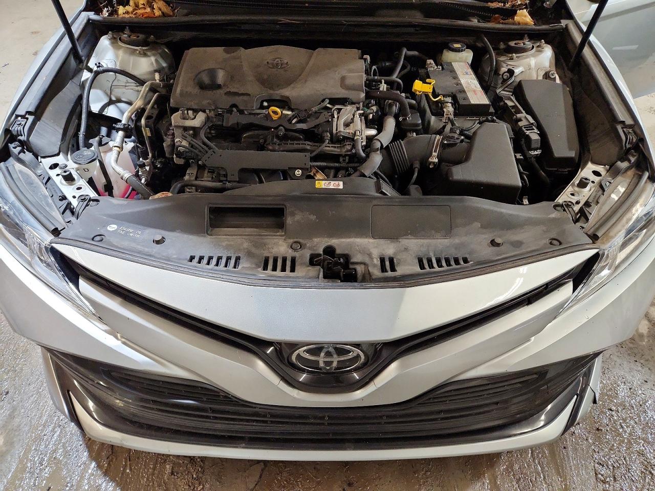 2018 TOYOTA CAMRY LE photo 21