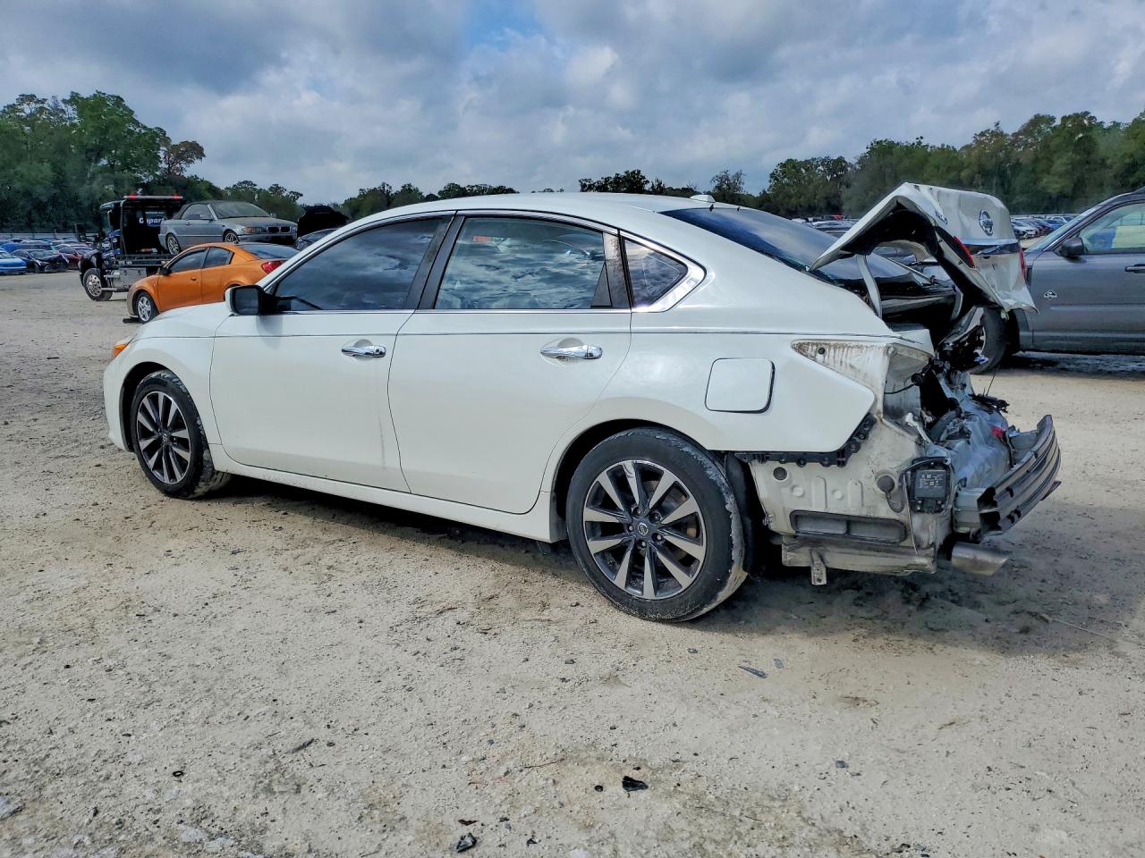 2017 NISSAN ALTIMA 2.5 SV photo 4