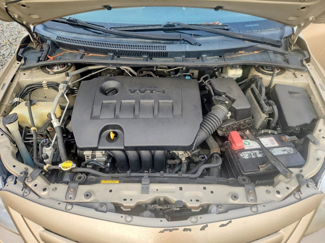2011 TOYOTA COROLLA LE photo 11