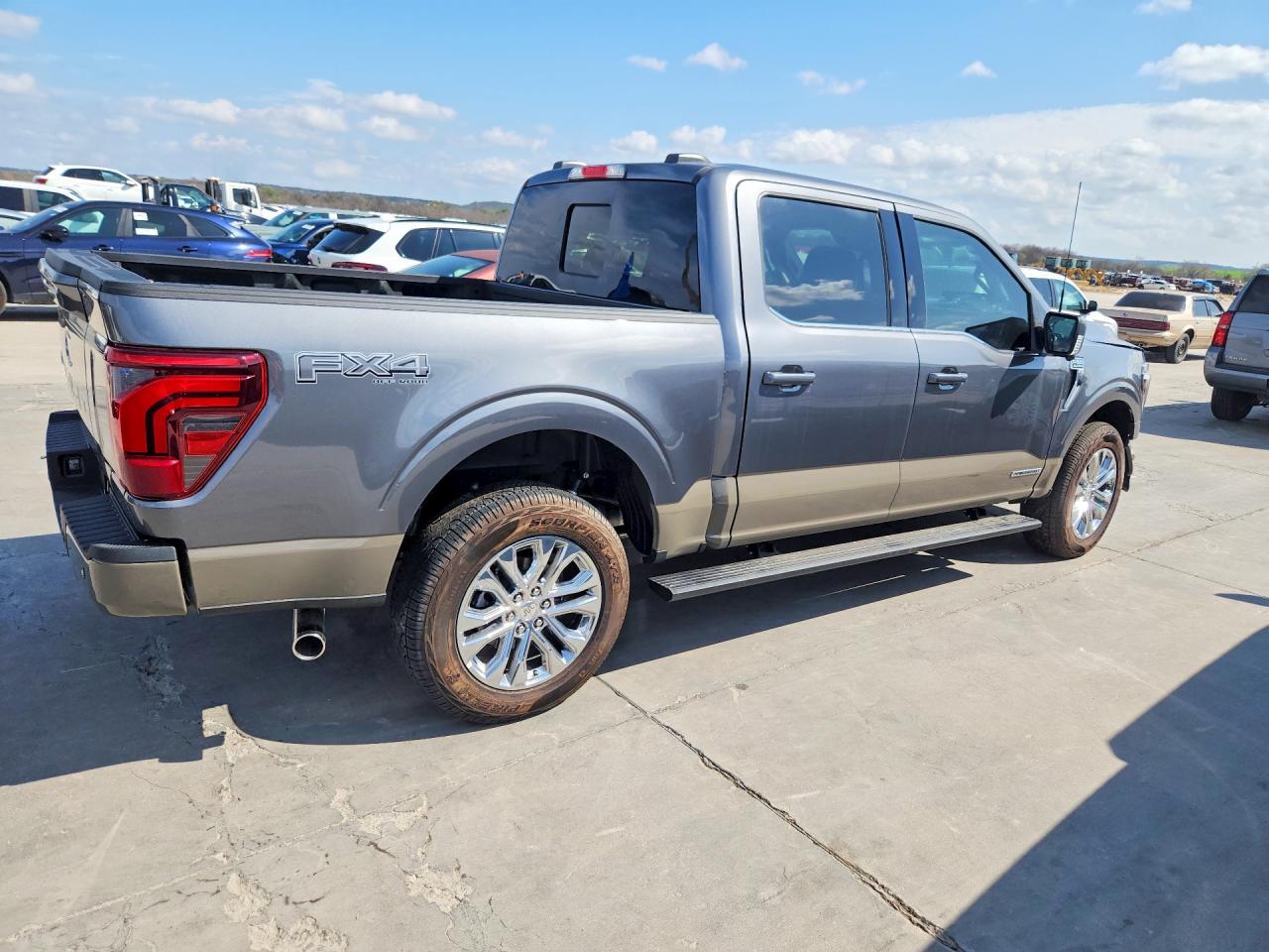 2025 FORD F150 KING RANCH photo 3