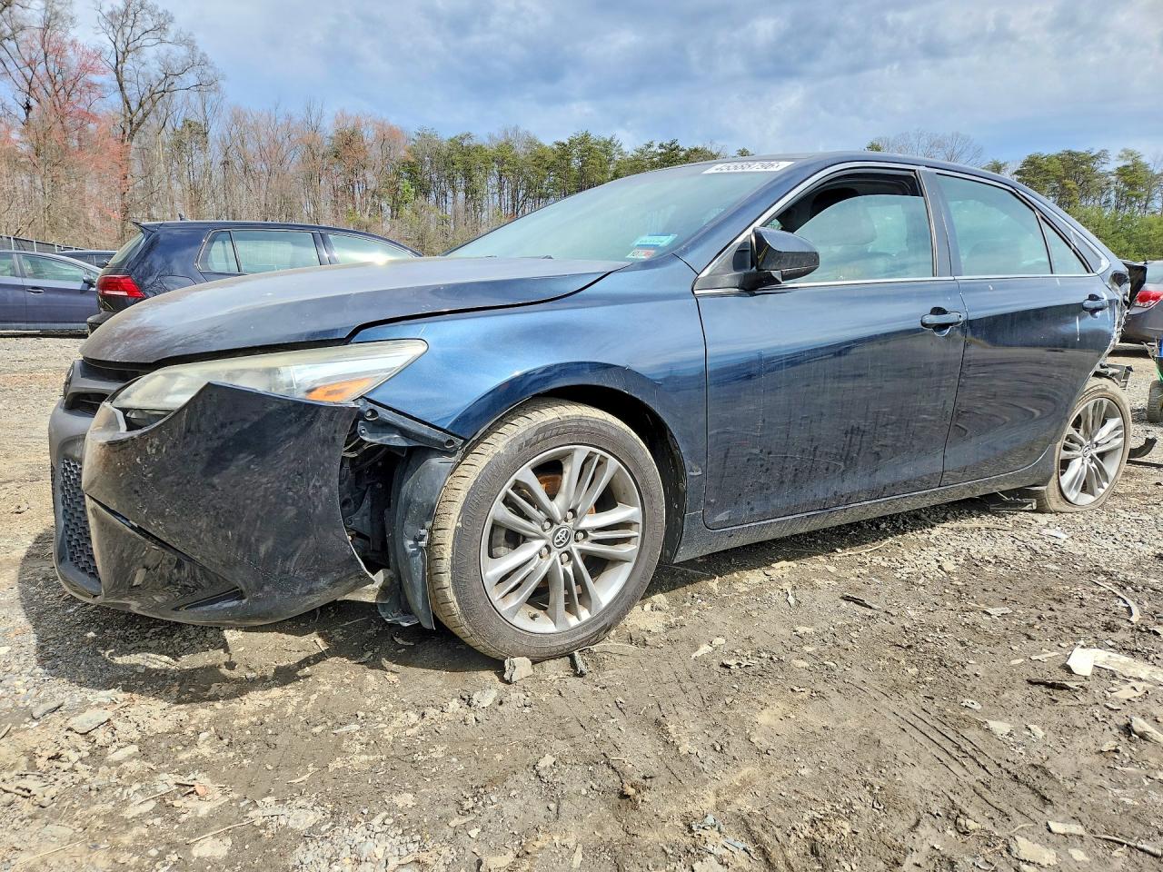 2016 TOYOTA CAMRY