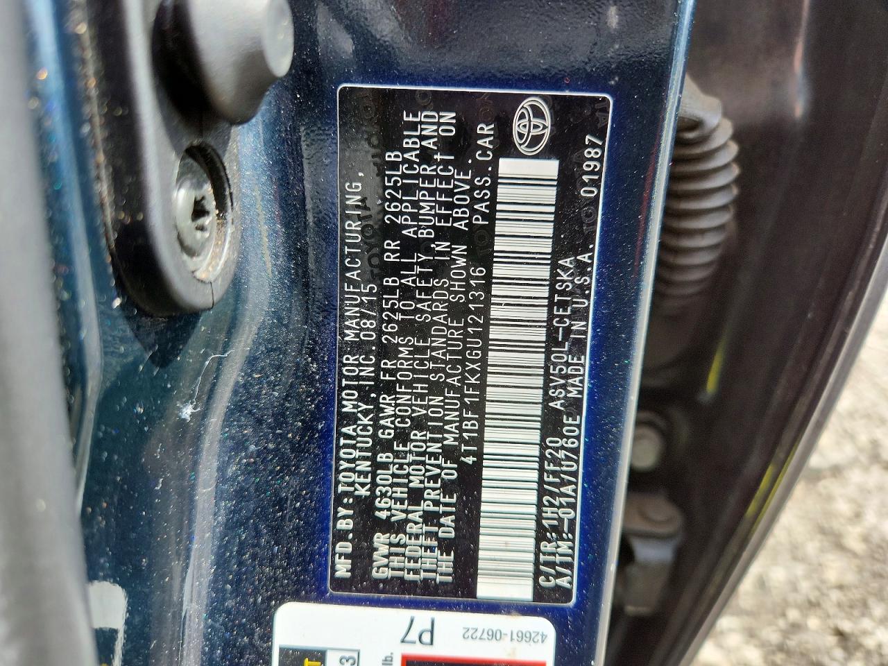 2016 TOYOTA CAMRY SE photo 12