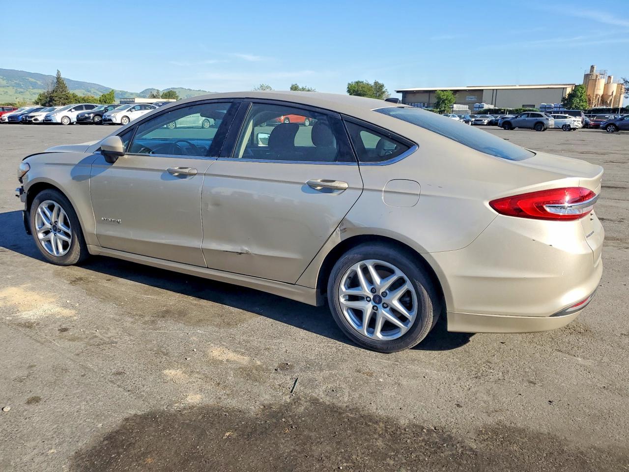 2017 FORD FUSION SE HYBRID photo 2