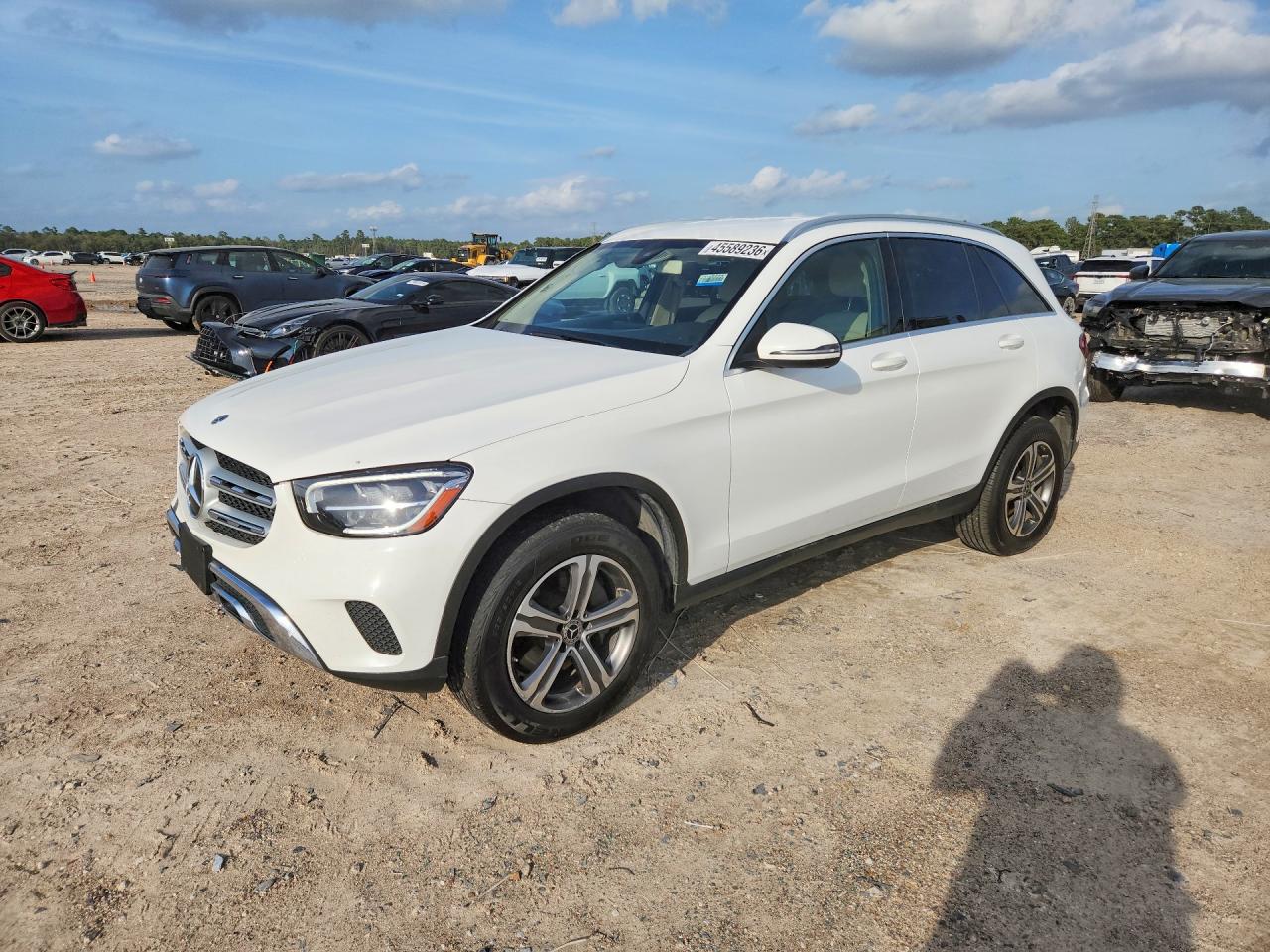 2020 MERCEDES-BENZ GLC