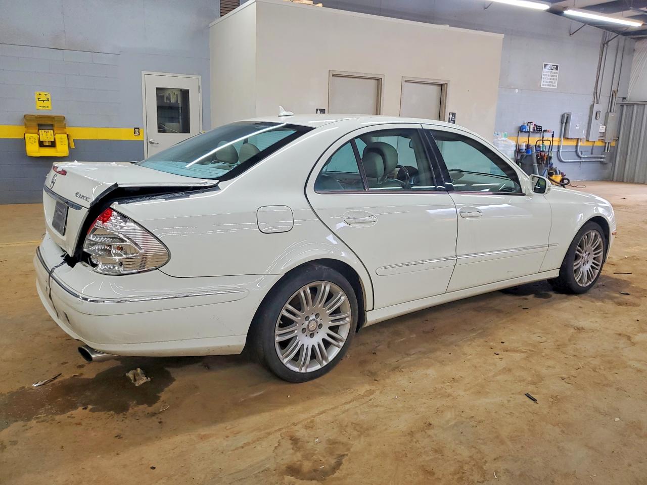 2008 MERCEDES-BENZ E 350 4MATIC photo 5