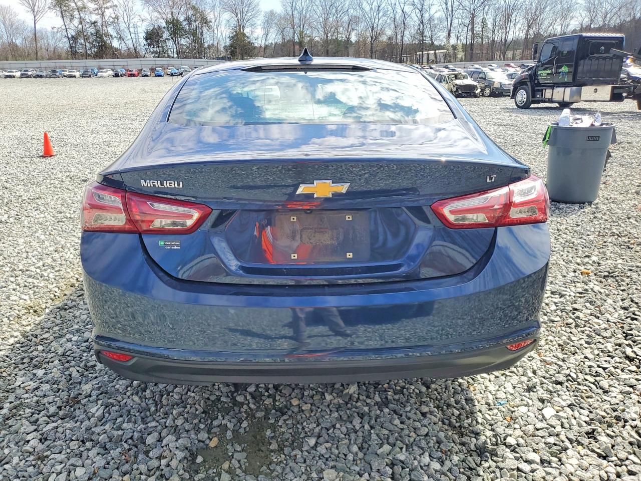 2021 CHEVROLET MALIBU LT photo 16