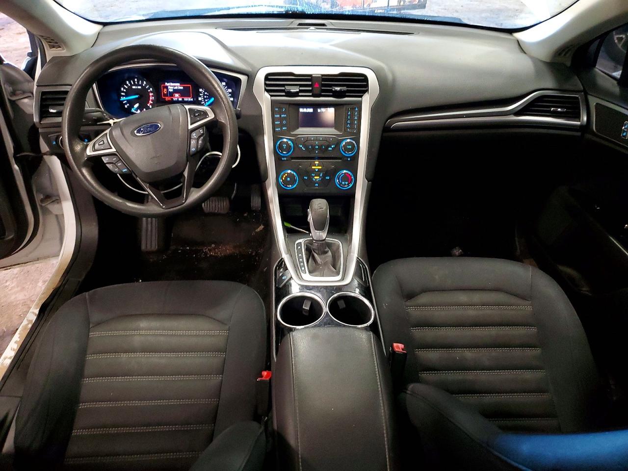 2013 FORD FUSION SE photo 15
