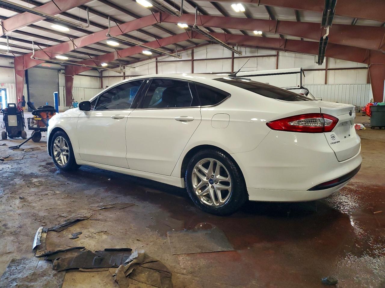 2013 FORD FUSION SE photo 3