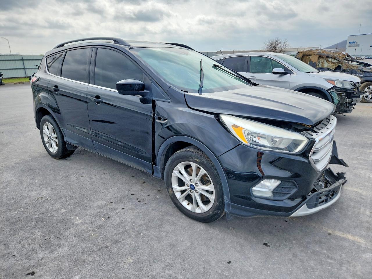 2018 FORD ESCAPE SE photo 10
