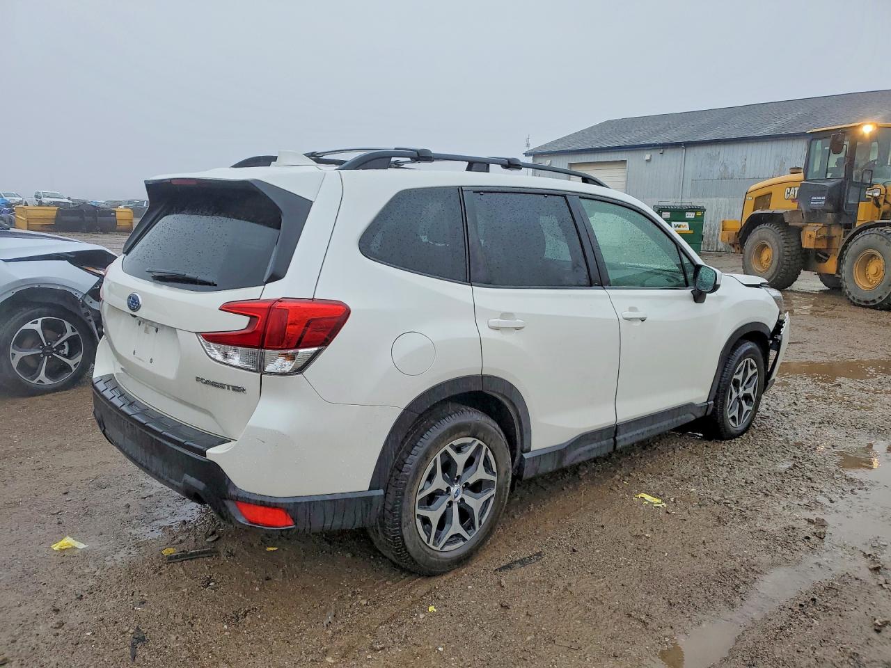 2019 SUBARU FORESTER PREMIUM photo 3