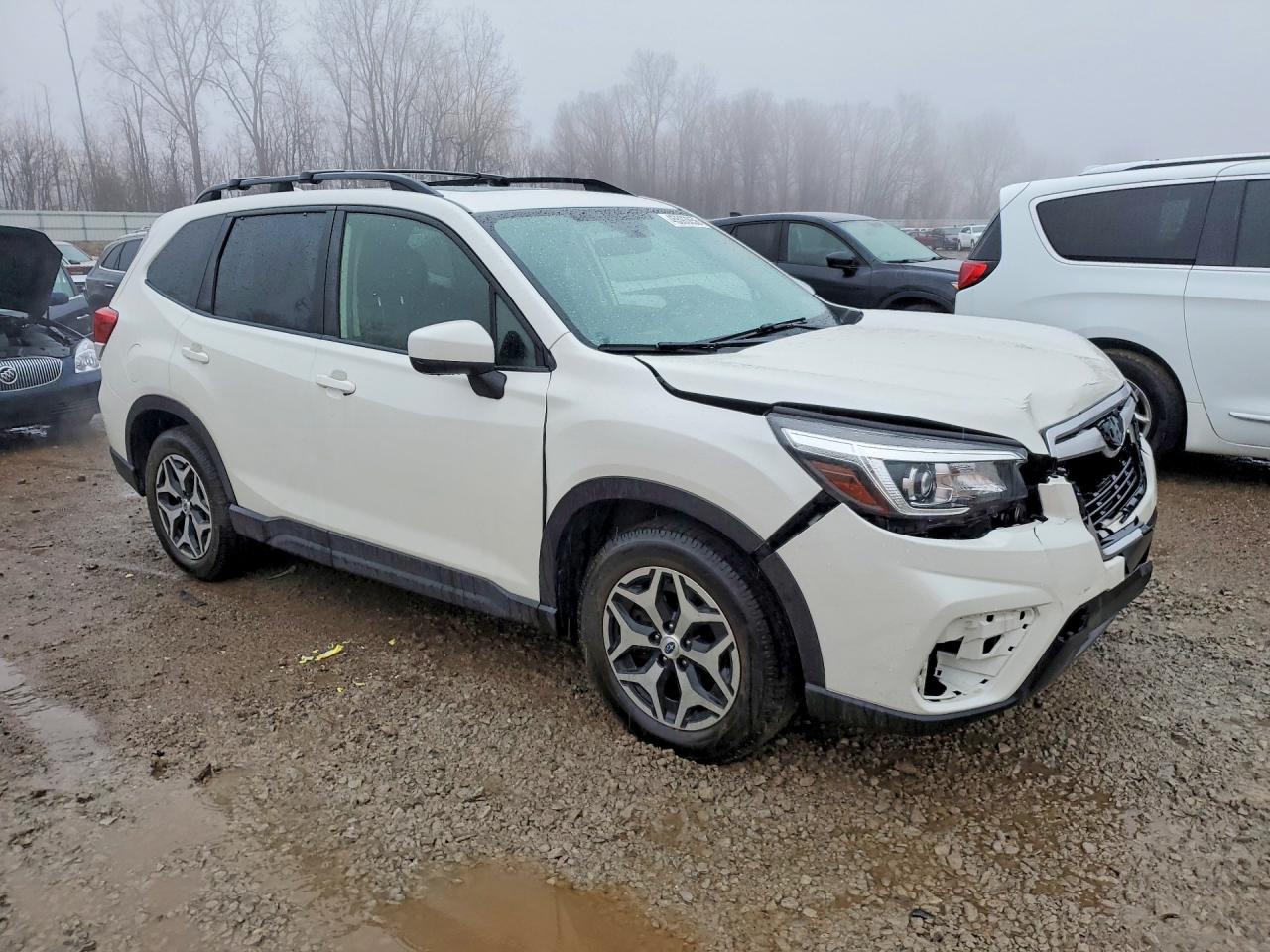 2019 SUBARU FORESTER PREMIUM photo 4