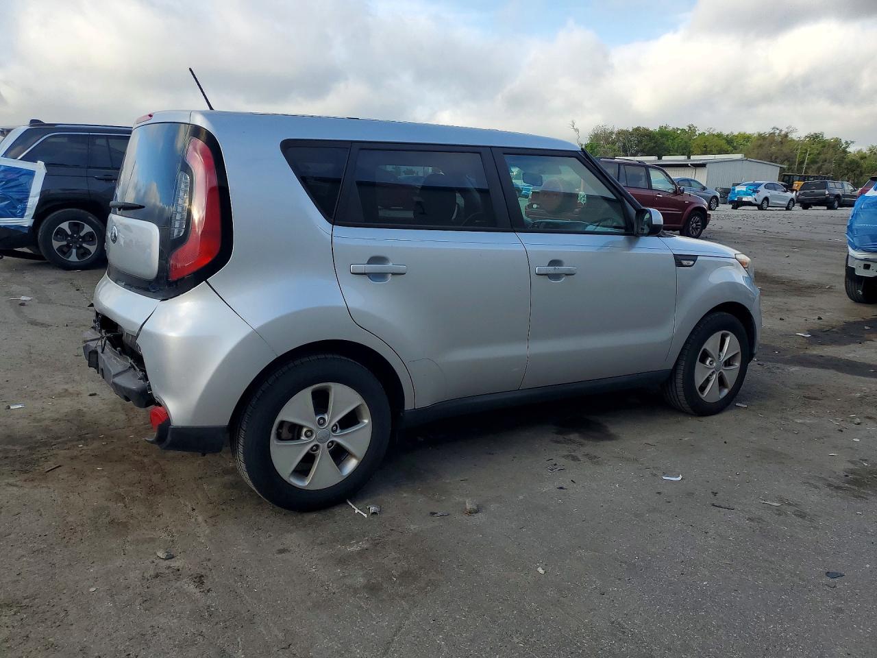 2014 KIA SOUL BASE photo 3