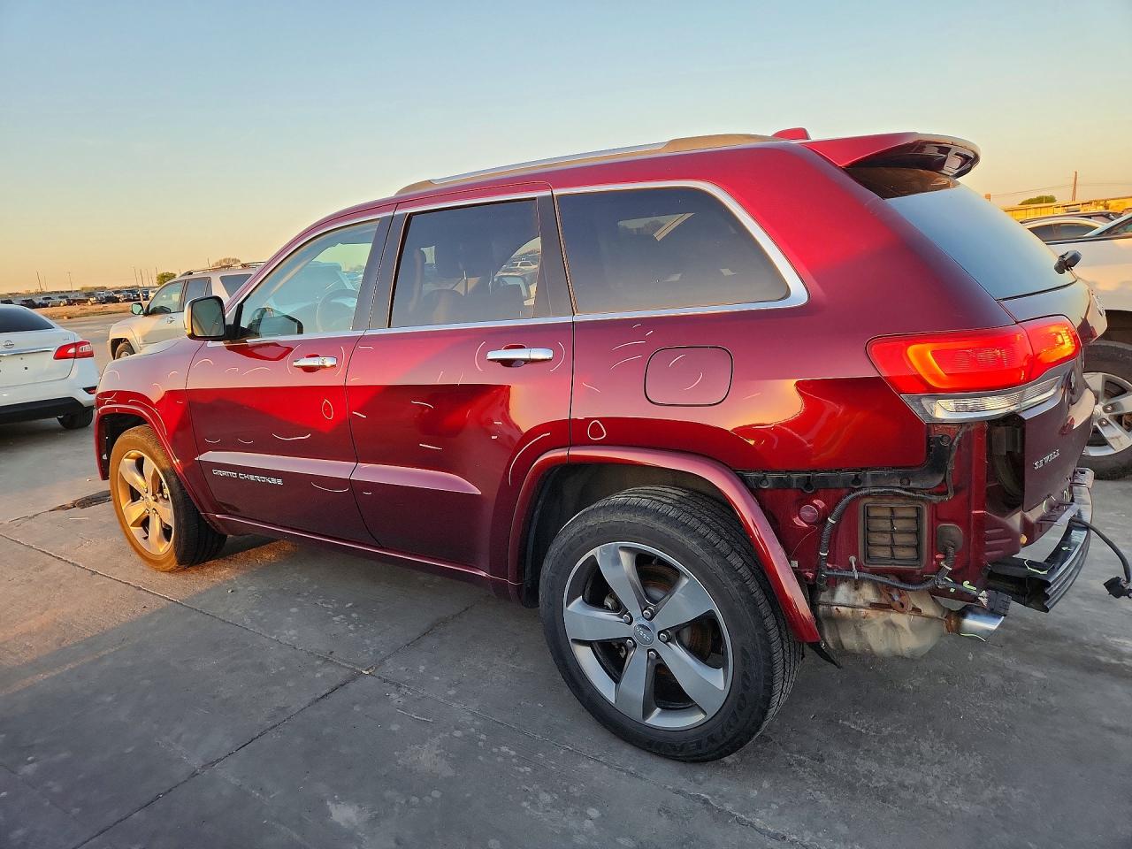 2016 JEEP GRAND CHEROKEE OVERLAND photo 3