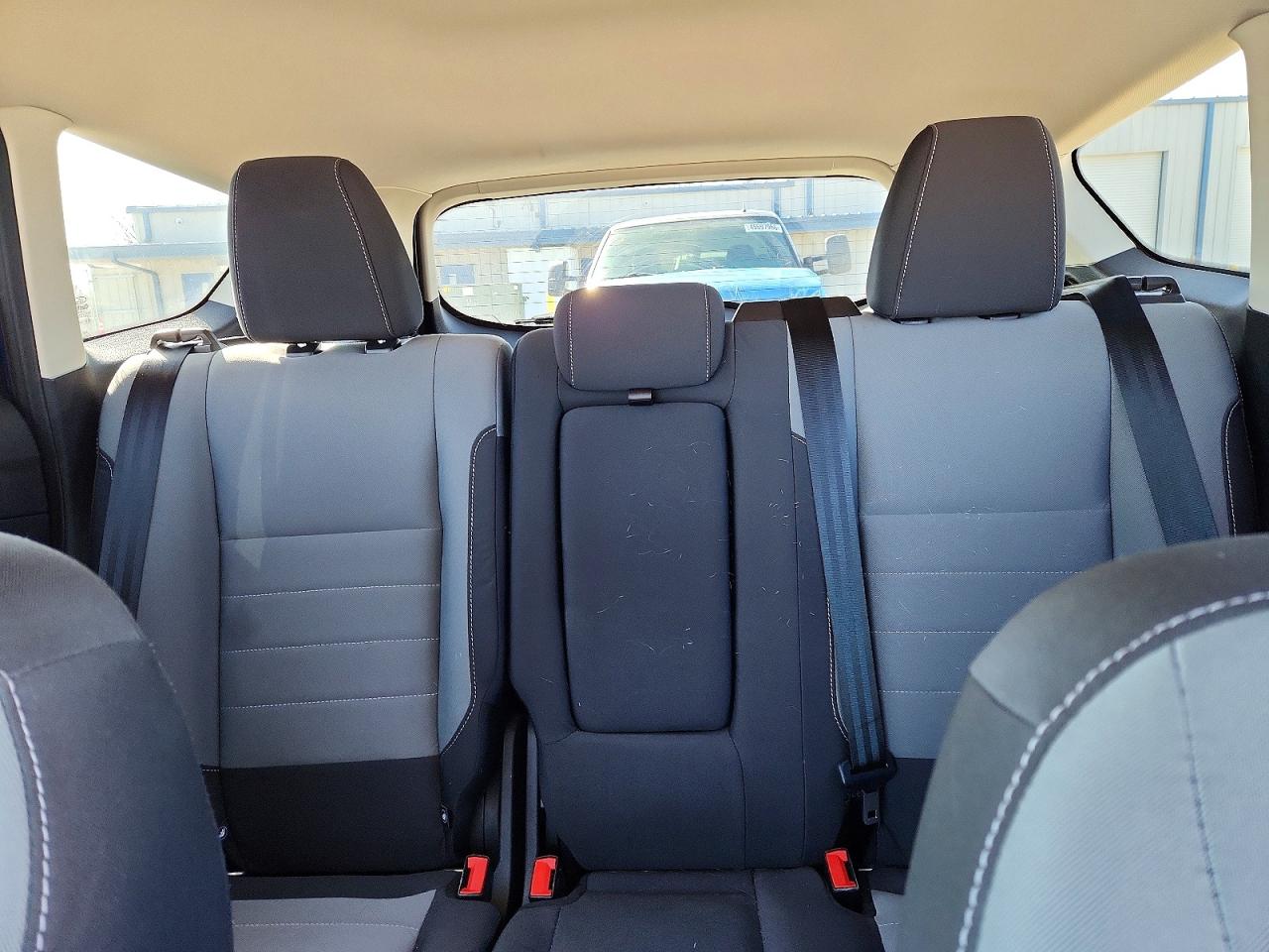 2016 FORD ESCAPE SE photo 10