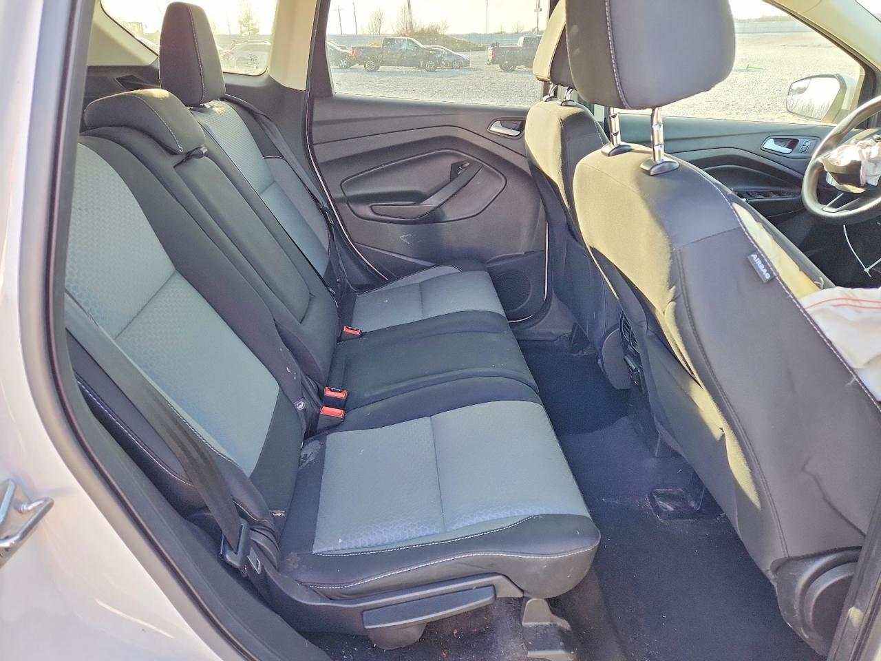2017 FORD ESCAPE SE photo 11