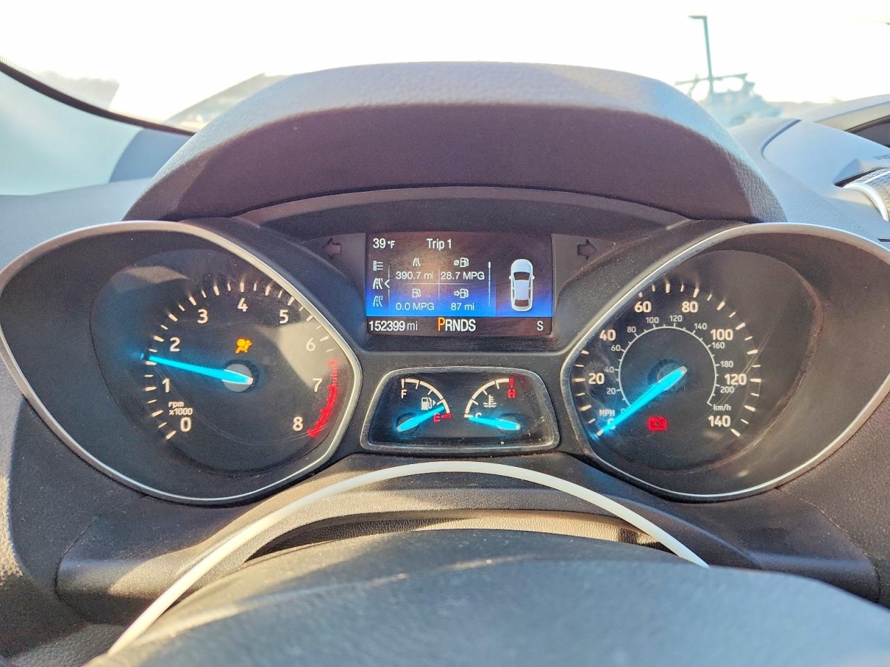 2017 FORD ESCAPE SE photo 9