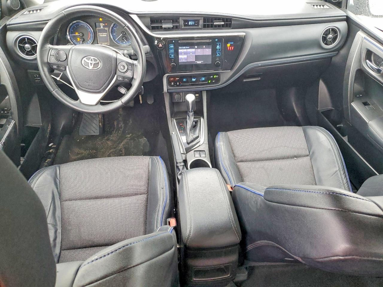 2019 TOYOTA COROLLA SE photo 15