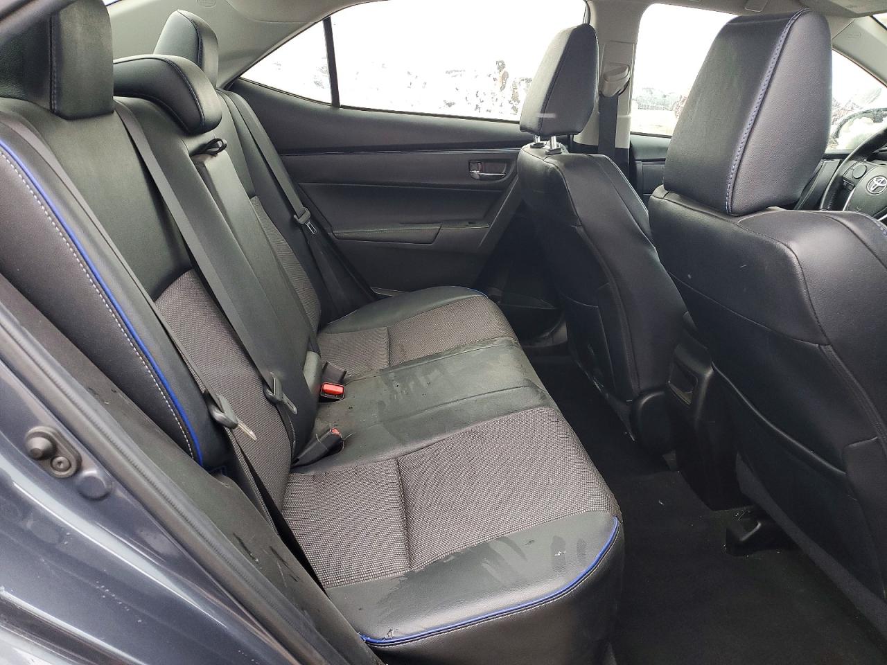2019 TOYOTA COROLLA SE photo 19