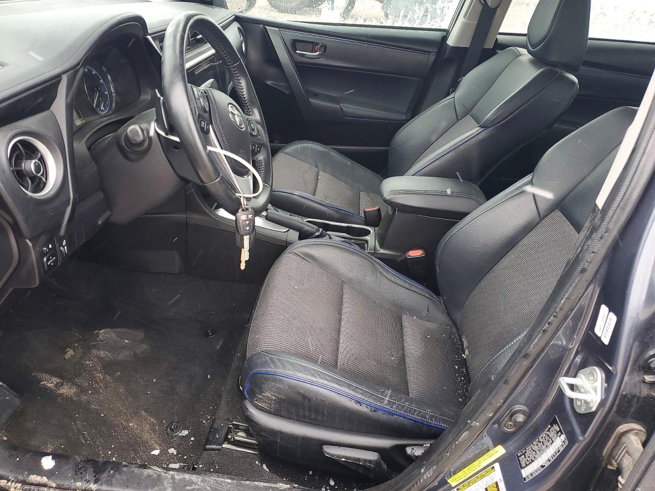 2019 TOYOTA COROLLA SE photo 13
