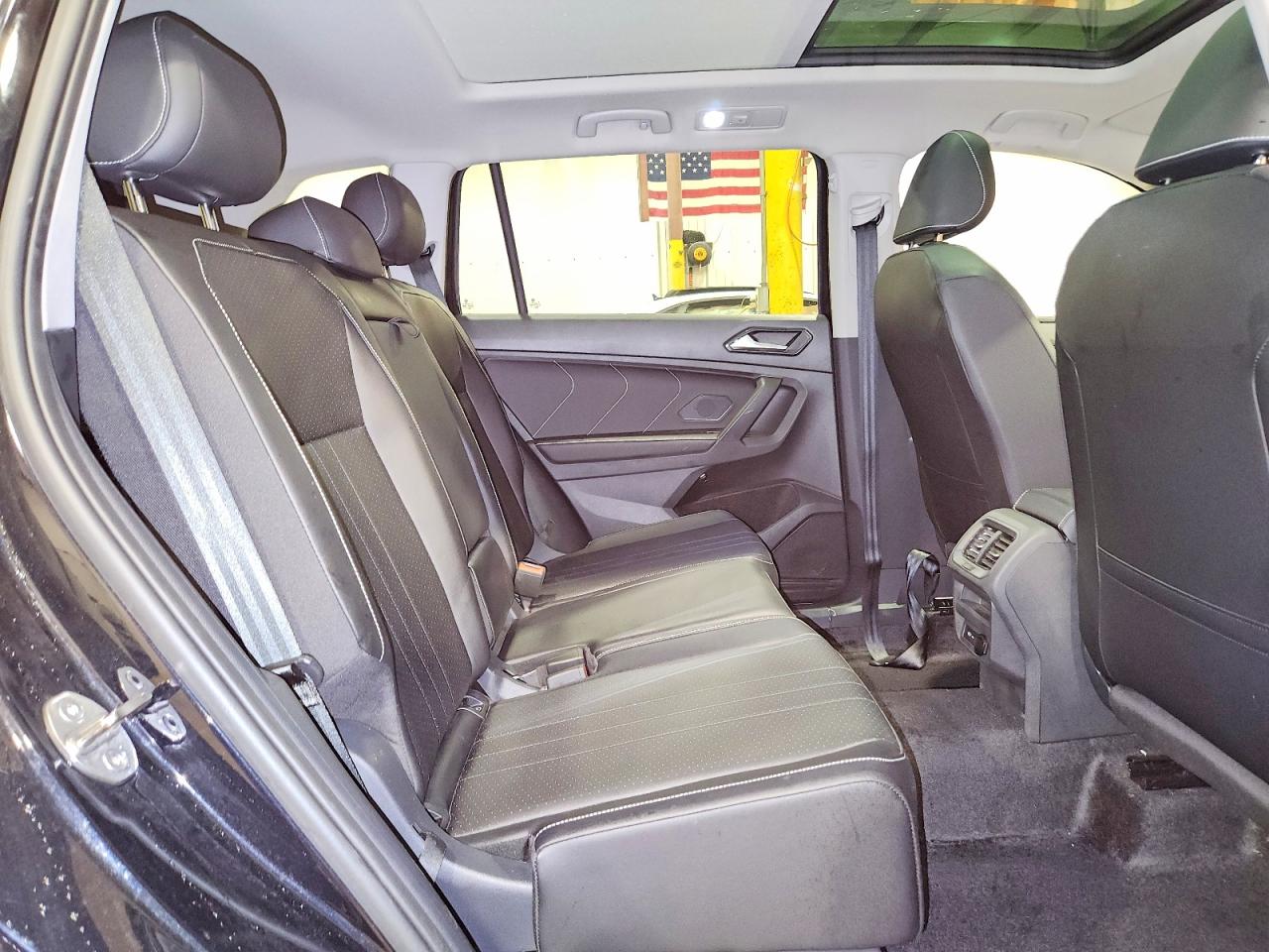 2024 VOLKSWAGEN TIGUAN SE photo 21