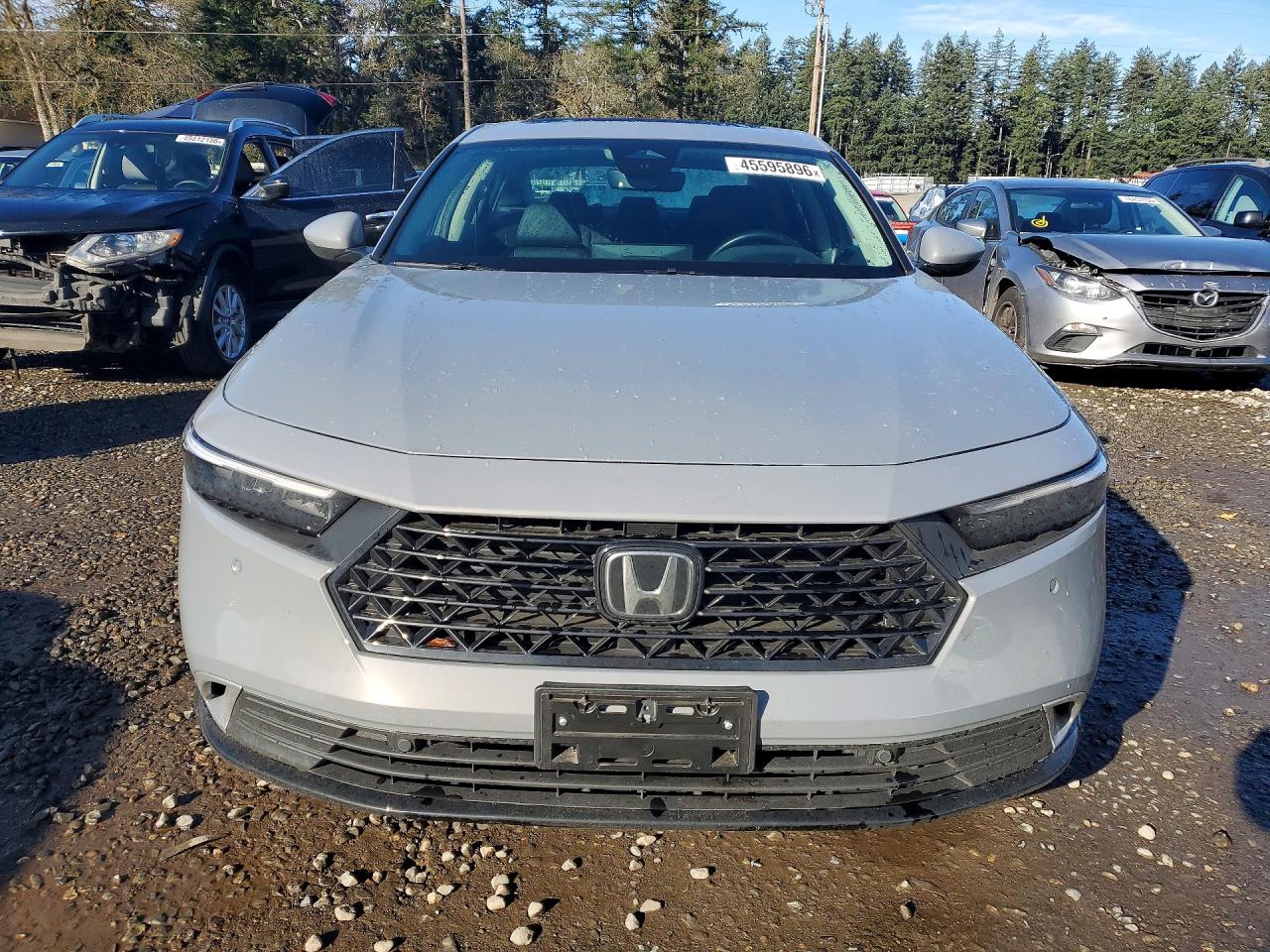 2025 HONDA ACCORD TOURING HYBRID photo 5